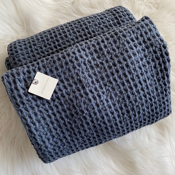 COPY - sale | anthropologie | woven waffle throw blanket - Picture 5 of 6